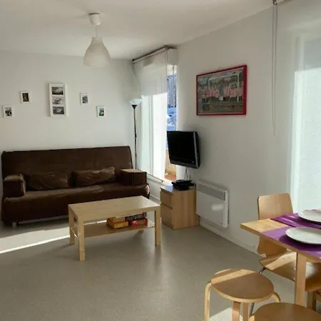 شقة Studio Confortable Pour 4 Pers A Arette, Kitchenette, Parking, Casier A Skis - Fr-1-602-99 أريت